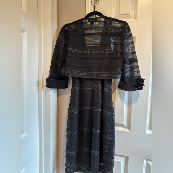 R&M RICHARDS Dress - Picture 2 of 6